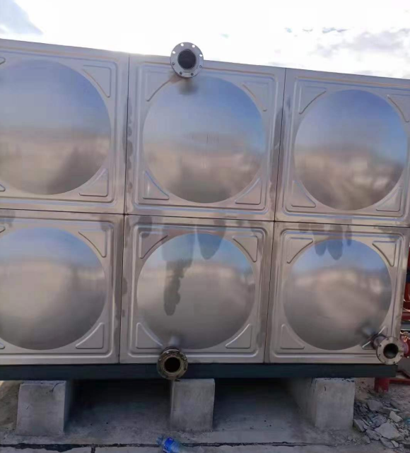 五家渠组合式不锈钢水箱，玻璃钢水箱的替代品，不锈钢冲压板组合水箱